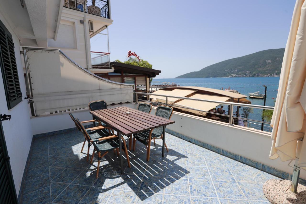 Apartments Cebra Herceg Novi Esterno foto
