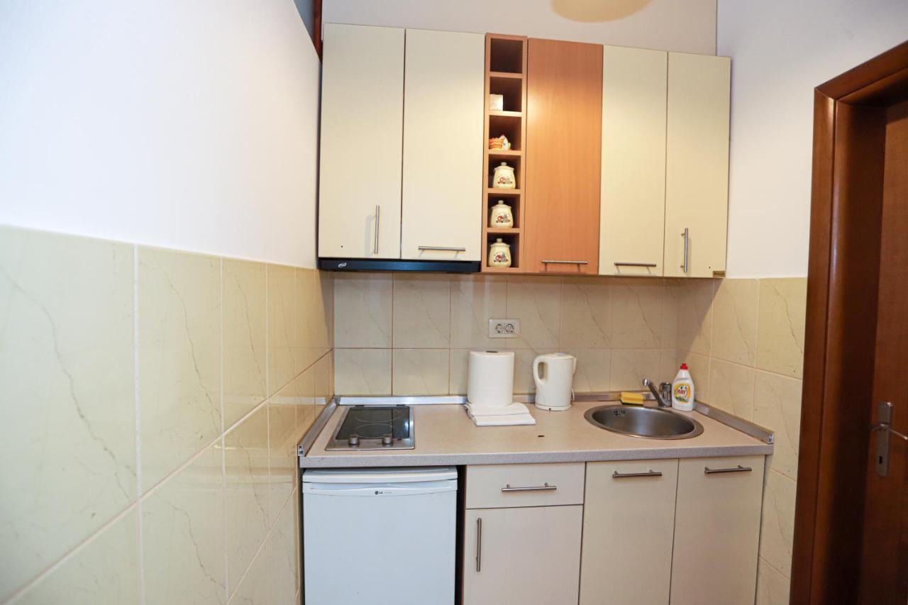 Apartments Cebra Herceg Novi Esterno foto