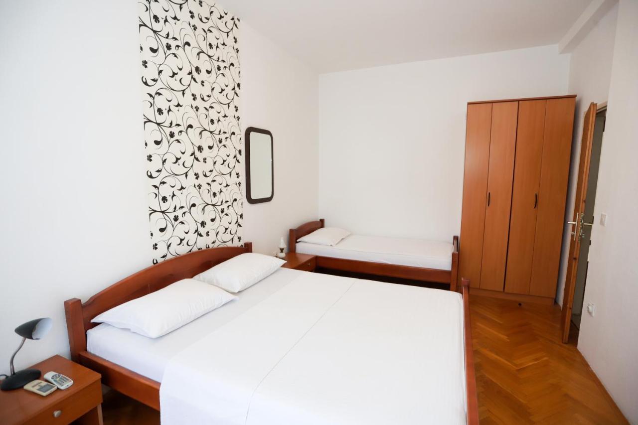 Apartments Cebra Herceg Novi Esterno foto
