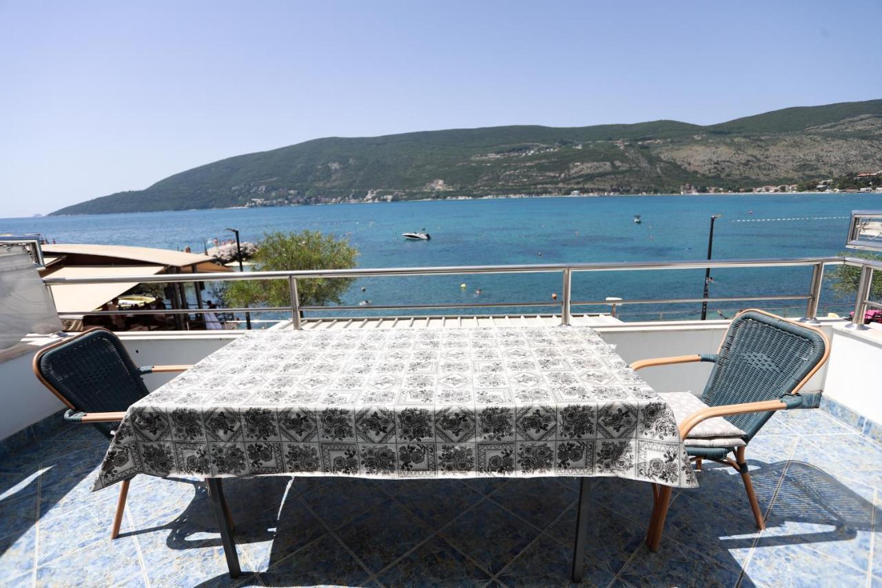 Apartments Cebra Herceg Novi Esterno foto