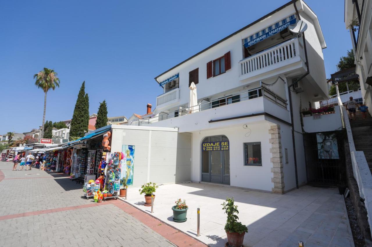 Apartments Cebra Herceg Novi Esterno foto