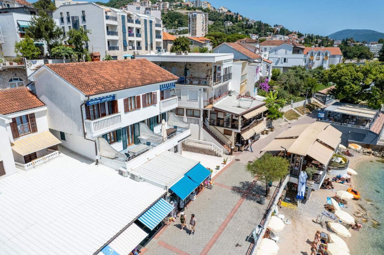 Apartments Cebra Herceg Novi Esterno foto