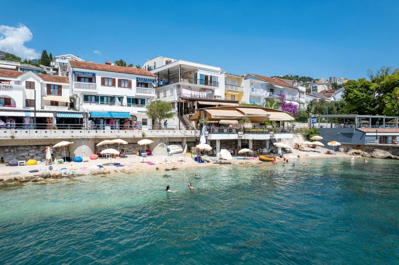 Apartments Cebra Herceg Novi Esterno foto